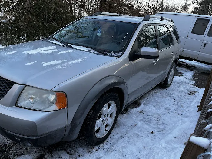 Rize Auto LLC 7