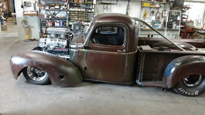 Walton's Auto Parts & Glass 5
