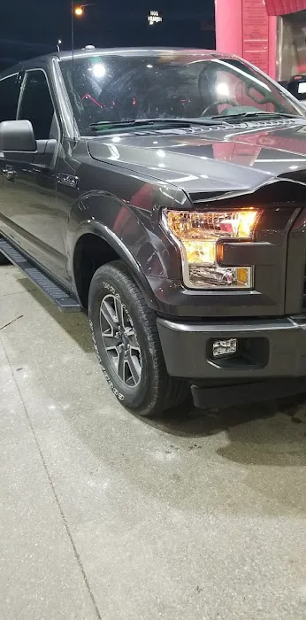 D & M Auto Body Shop 2