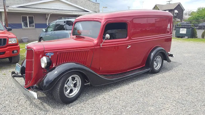D & M Auto Body Shop 0