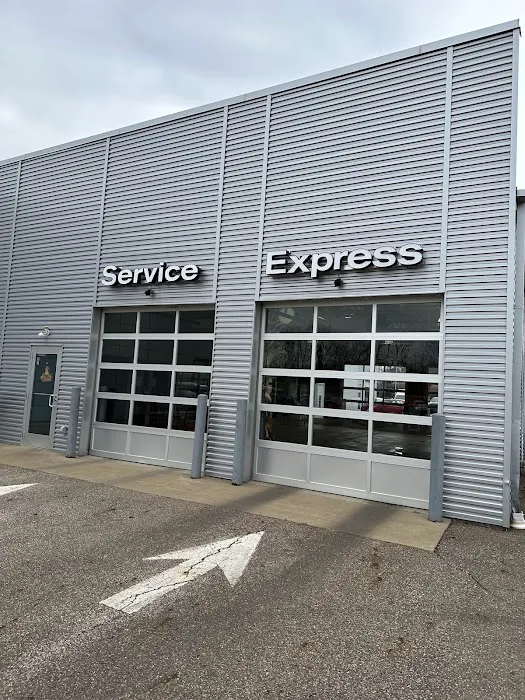Parkway Nissan Service 0