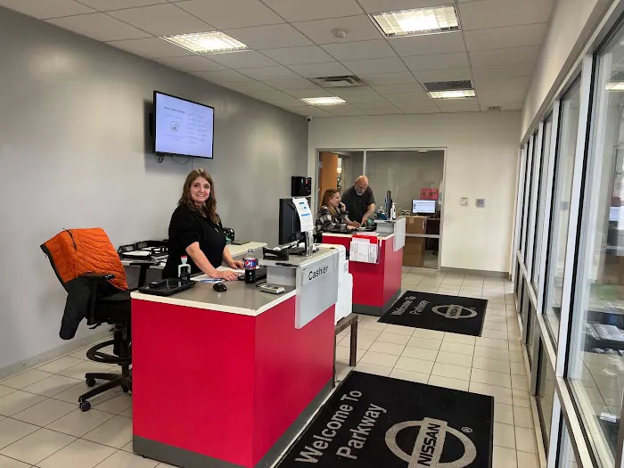 Parkway Nissan Service 2