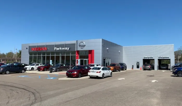 Parkway Nissan Service 5