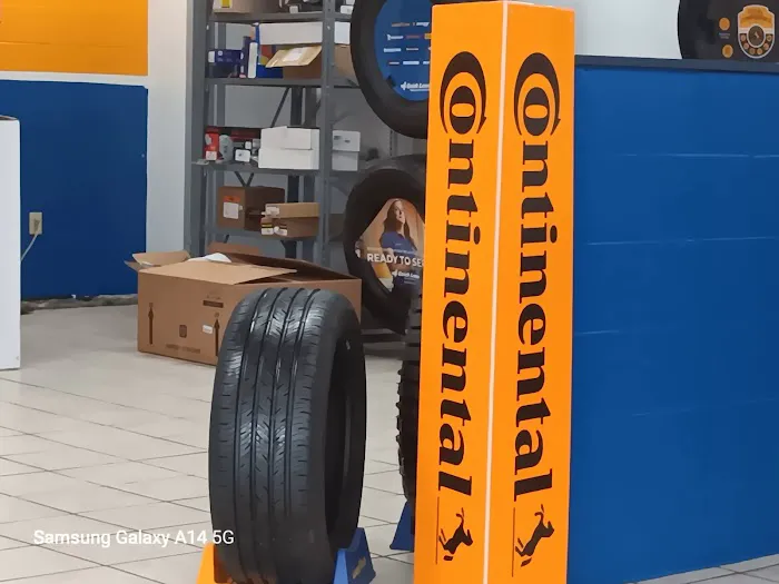 Quick Lane at Diehl Ford of Massillon 1