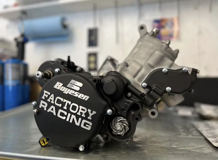 Podium Works 0