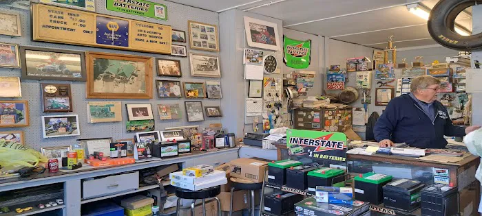 Ed & Jerry's Auto Service 4