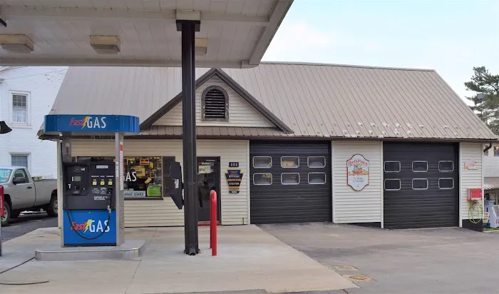Reds Place For Car Care 4