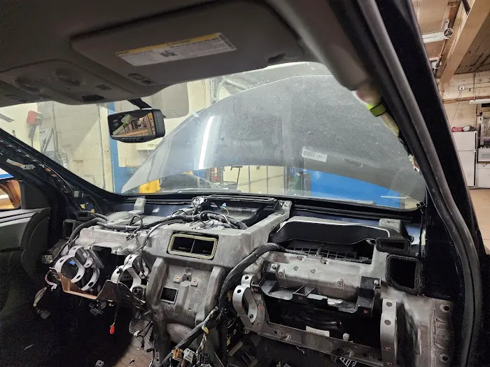 Pais Auto Services 7