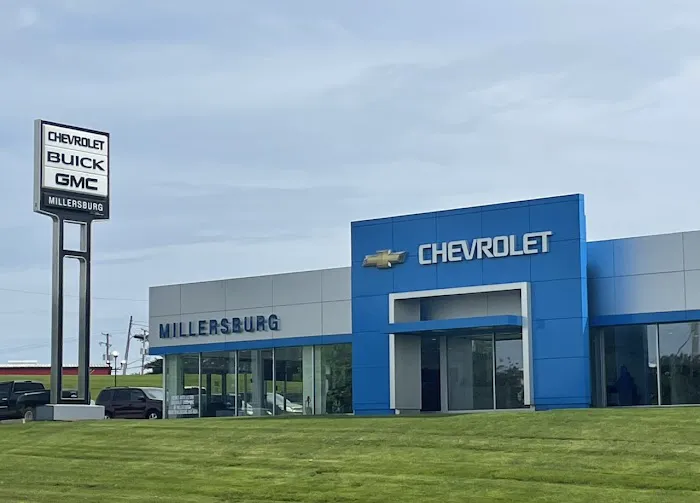 Chevrolet GMC Millersburg Service and Parts Department 9