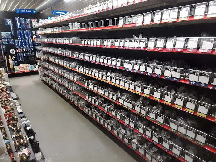White Pigeon Auto Parts & Hardware 5