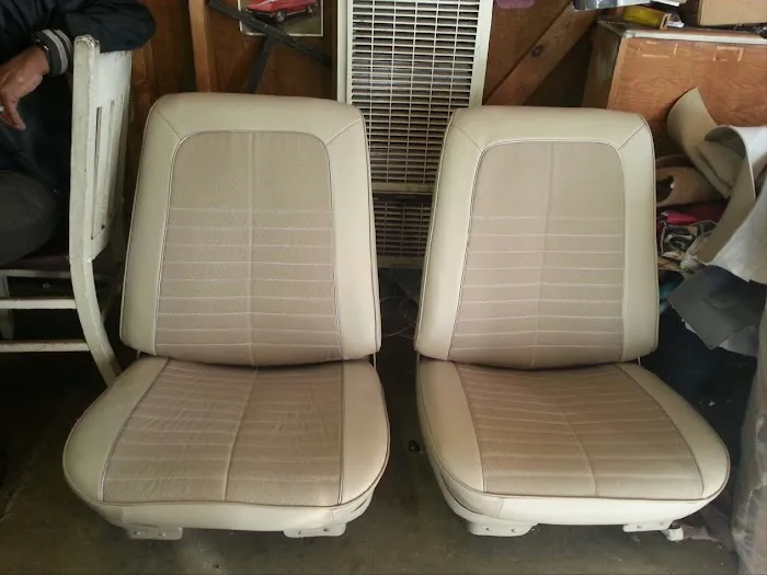 Mac's Auto Upholstery 2