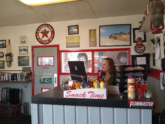 Dave's Muffler Shop 2