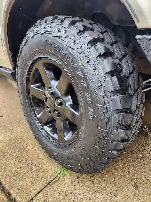 Luft's Garage & Tire Center 3