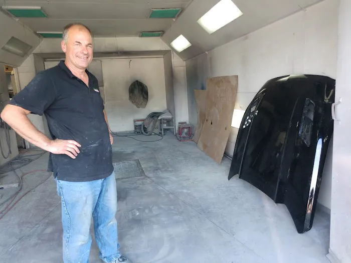 Spalding Auto Body 5