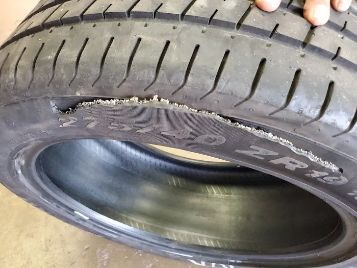 Monro Auto Service and Tire Centers 9