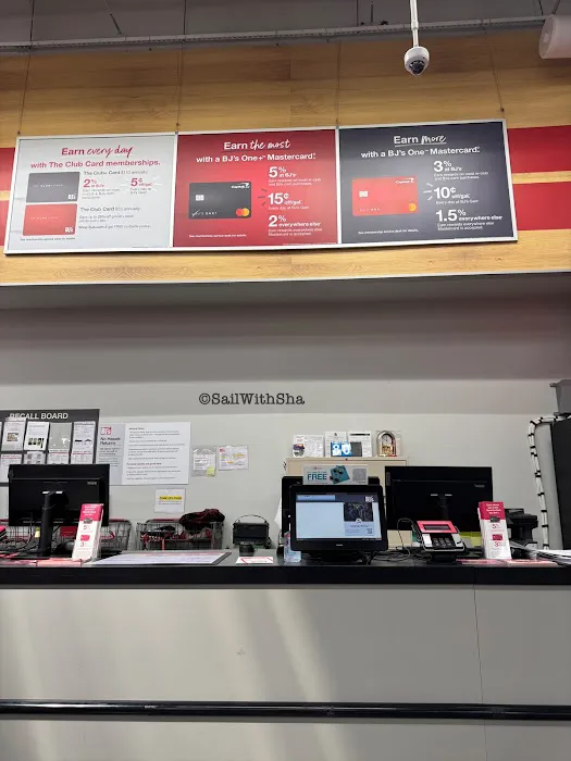 BJ's Tire Center 1
