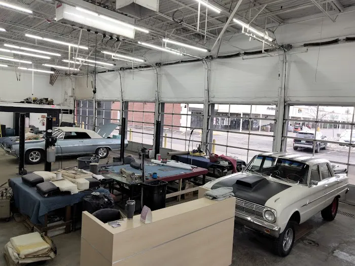 Paul's Auto Upholstery and Canvas 2