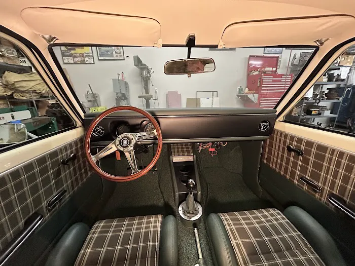 Paul's Auto Upholstery and Canvas 6