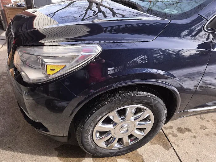 Waterford Collision & Towing Inc 5