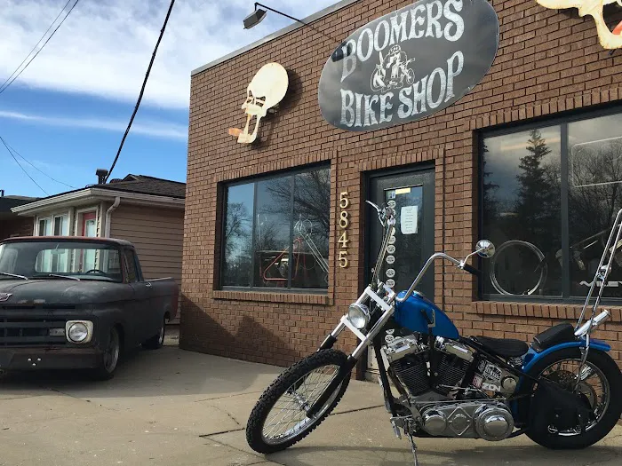 Boomers Bike Shop 8