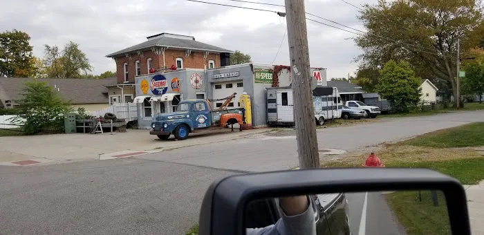 Hal's Garage 1