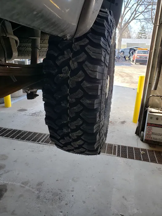 Skidmore Auto Center 2