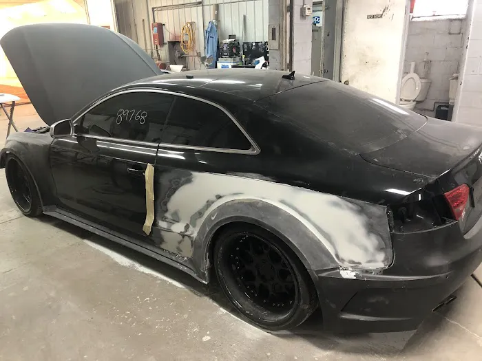 Phil's Kustoms and Collision 1