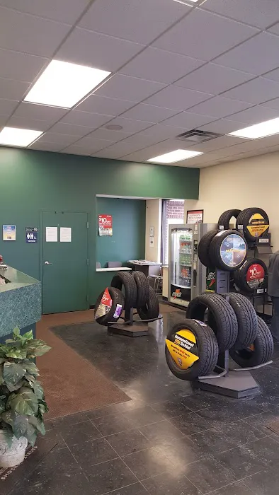 Monro Auto Service and Tire Centers 4