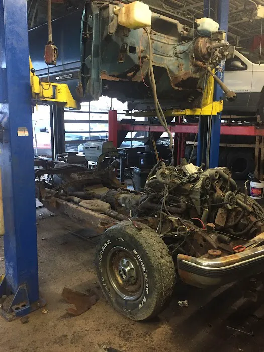 Rick's Automotive 6