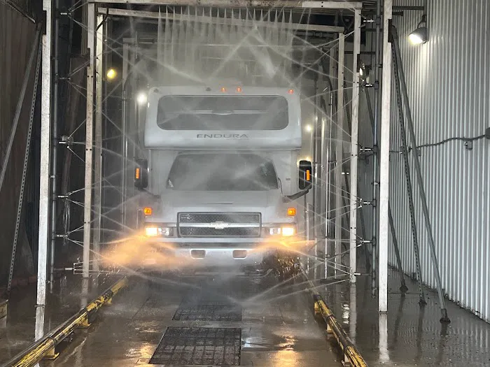 Campbell Hi-Pressure Wash & General Truck & Trailer Repair 3