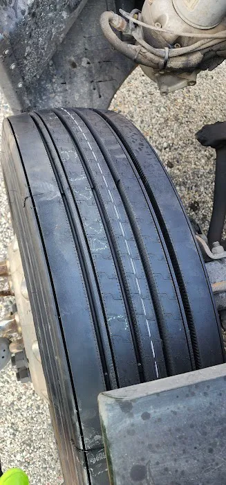Pomp's Tire Service 9