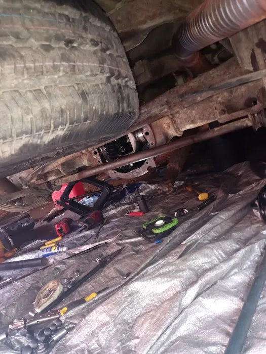 Omega's Auto Repair & Audio Installation 9