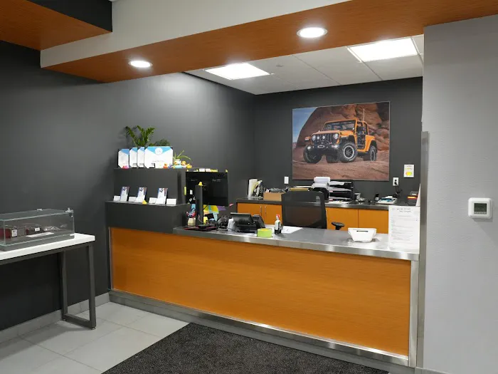 Fox Chrysler Dodge Jeep Ram - Service & Parts 4