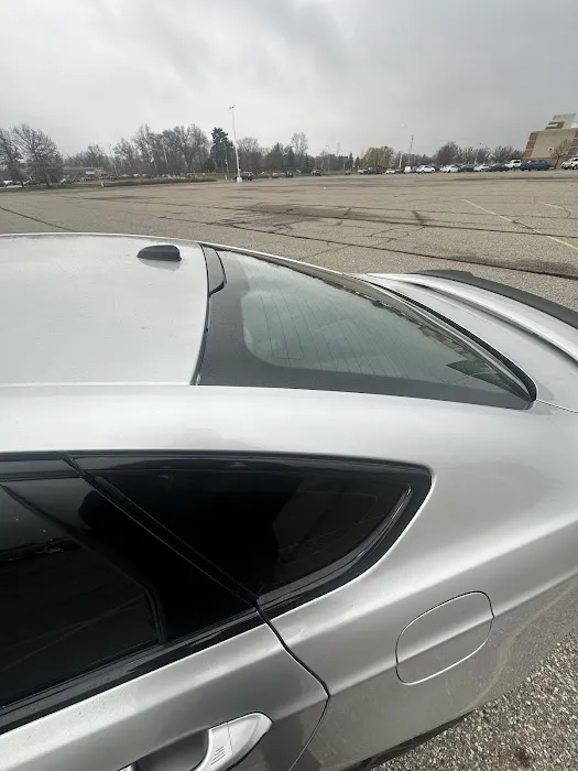 White's Auto Glass & Trim 2
