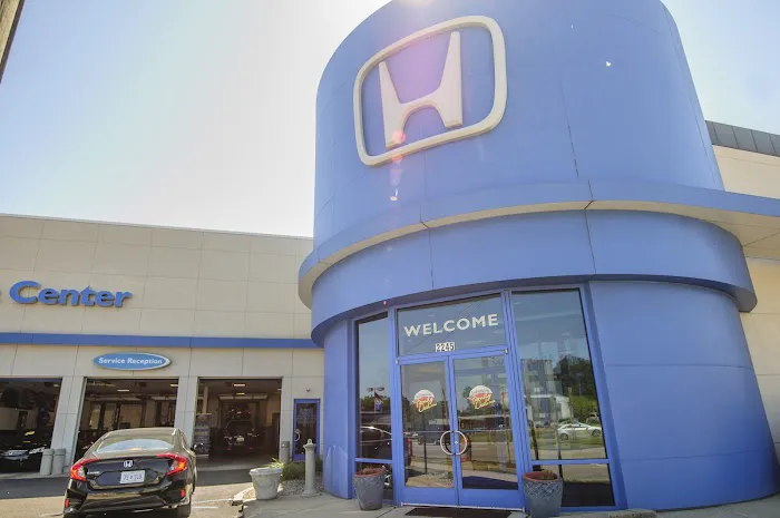 LaFontaine Honda Dearborn Service Center 2
