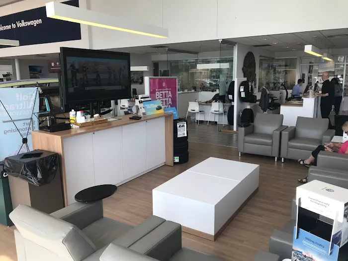 LaFontaine Volkswagen Dearborn Service Center 1
