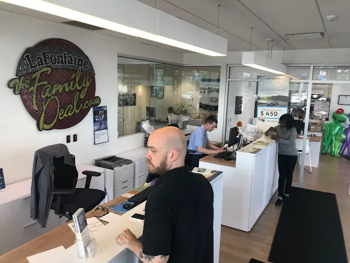 LaFontaine Volkswagen Dearborn Service Center 2