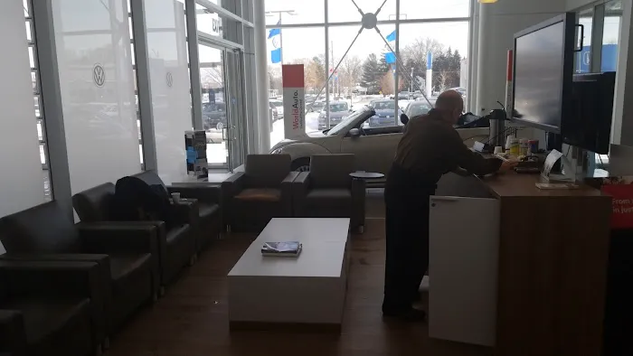 LaFontaine Volkswagen Dearborn Parts Center 6