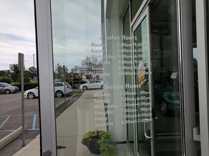 LaFontaine Volkswagen Dearborn Parts Center 9