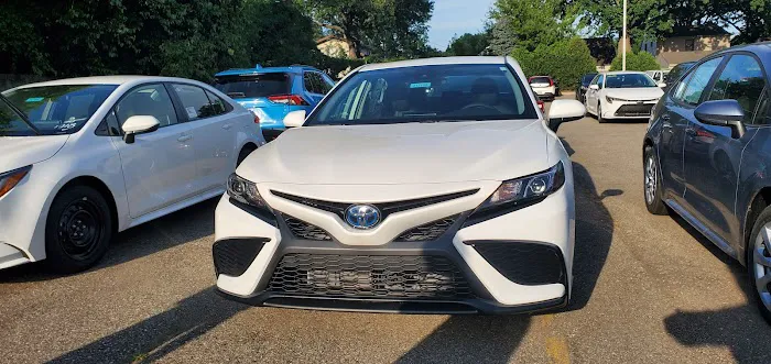 LaFontaine Kia of Dearborn Service Center 7