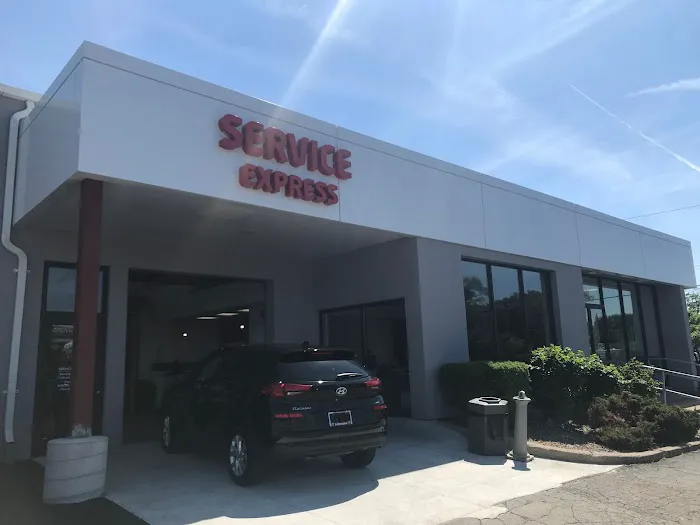 LaFontaine Toyota Parts 6
