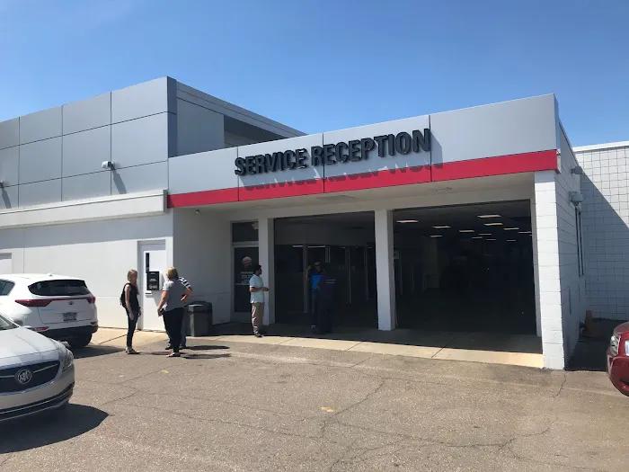 LaFontaine Kia Dearborn Parts Store 6