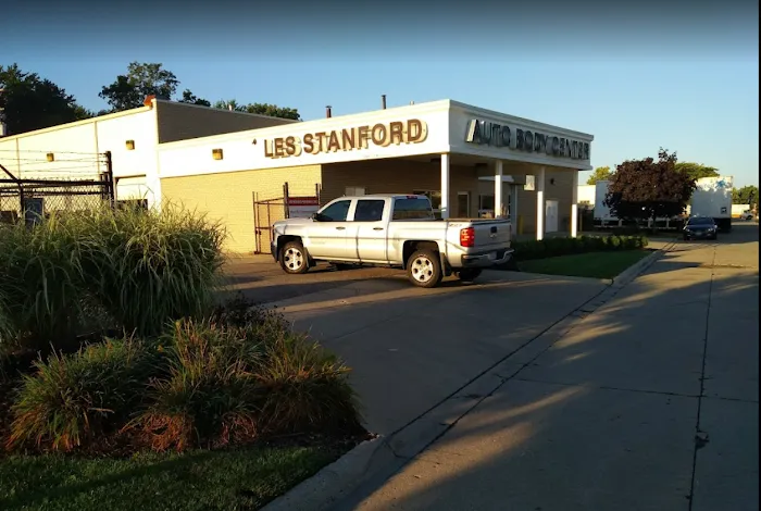 Les Stanford Body Shop 2