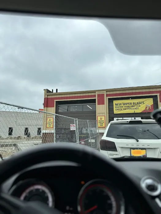 Valvoline Instant Oil Change 7