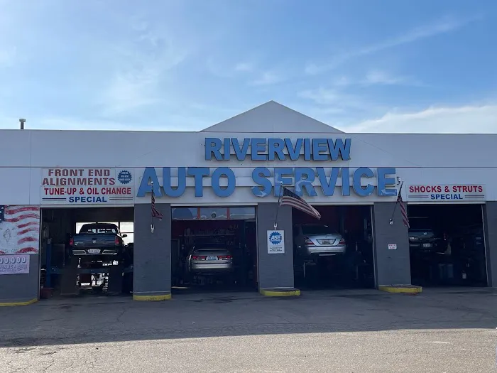 Riverview Mobil Auto Service 8