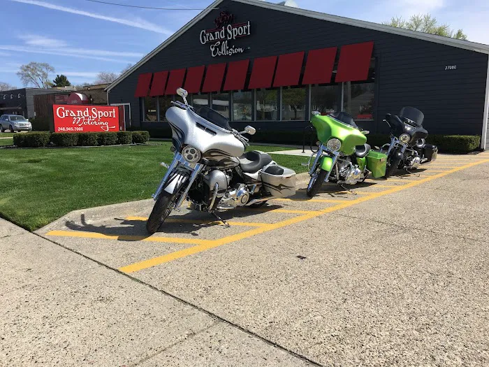 Grand Sport Motoring & Collision 4