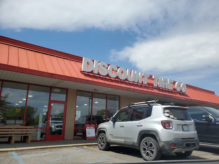 Discount Tire 0