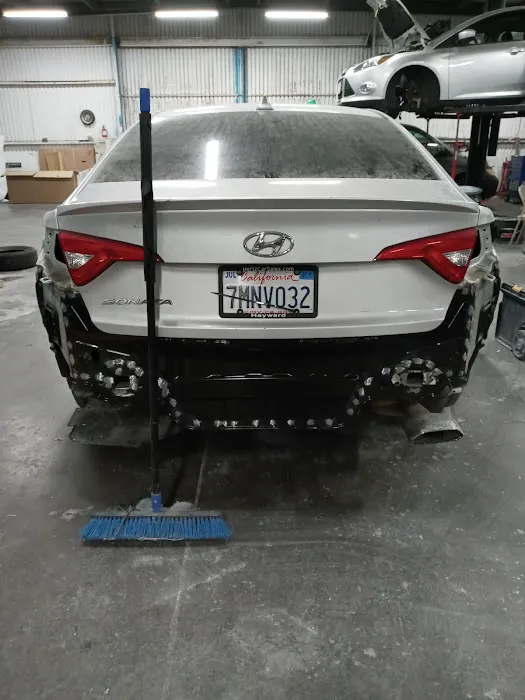 Reliance Auto Collision & Rental 7