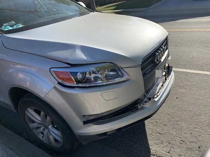 Reliance Auto Collision & Rental 3