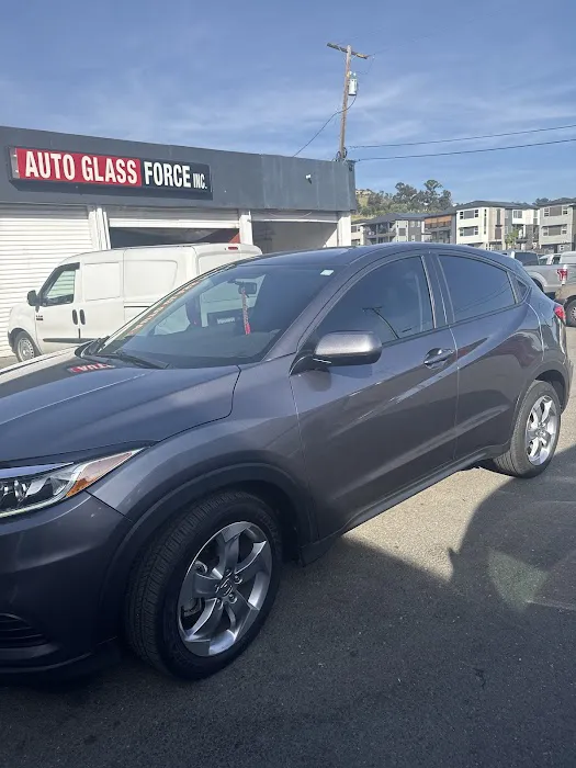 Auto Glass Force & Window Tinting 4